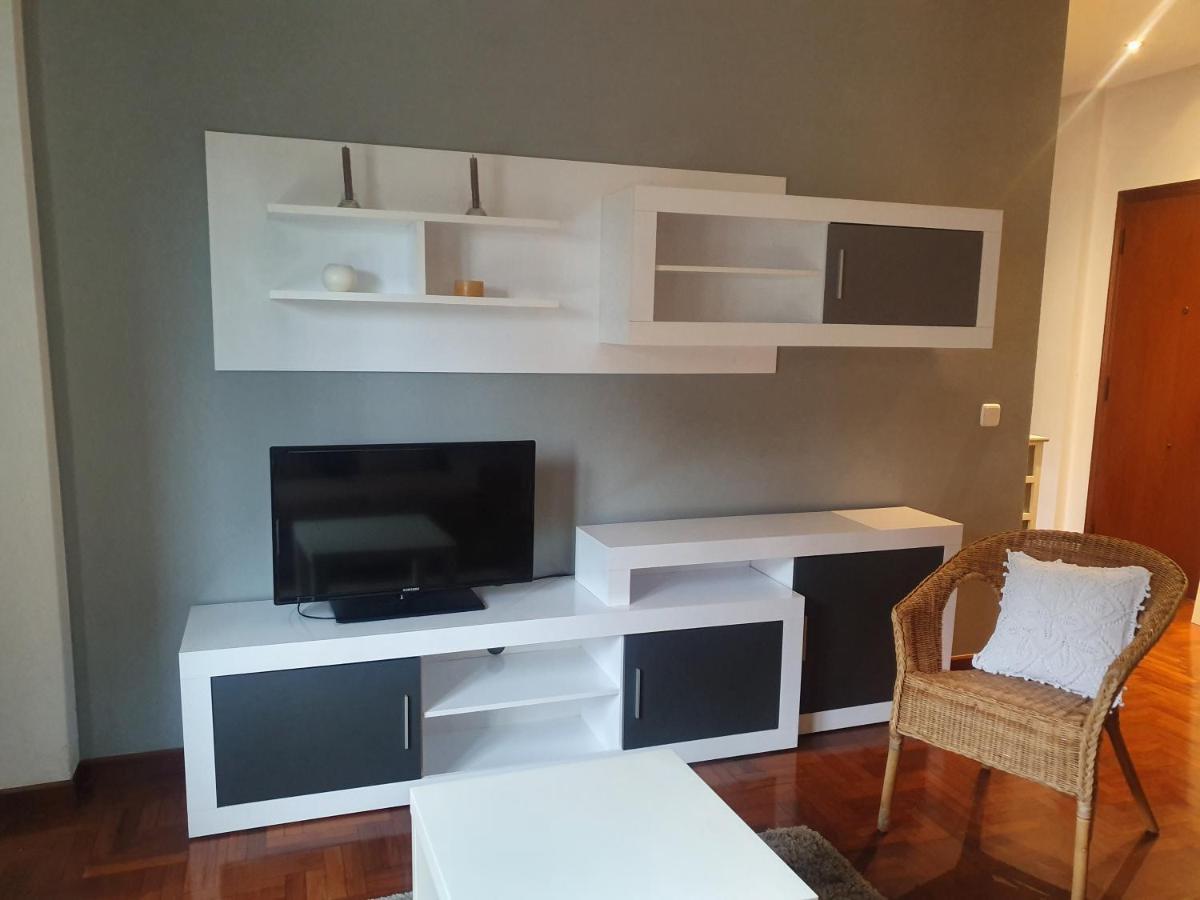 Casco Historico- Vivienda De 2 Habitaciones Con Parking โอเบียโด ภายนอก รูปภาพ